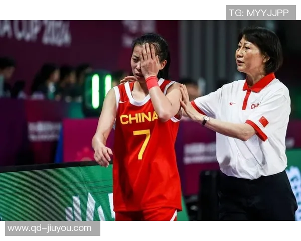 女篮球员在NCAAD1比赛中创纪录单场44分9板16抢断展现惊人实力